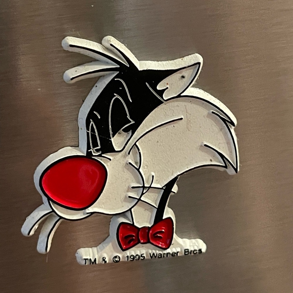 1998 Sylvester Pussycat Head Warner Bros Cartoon Rubber Fridge Magnet